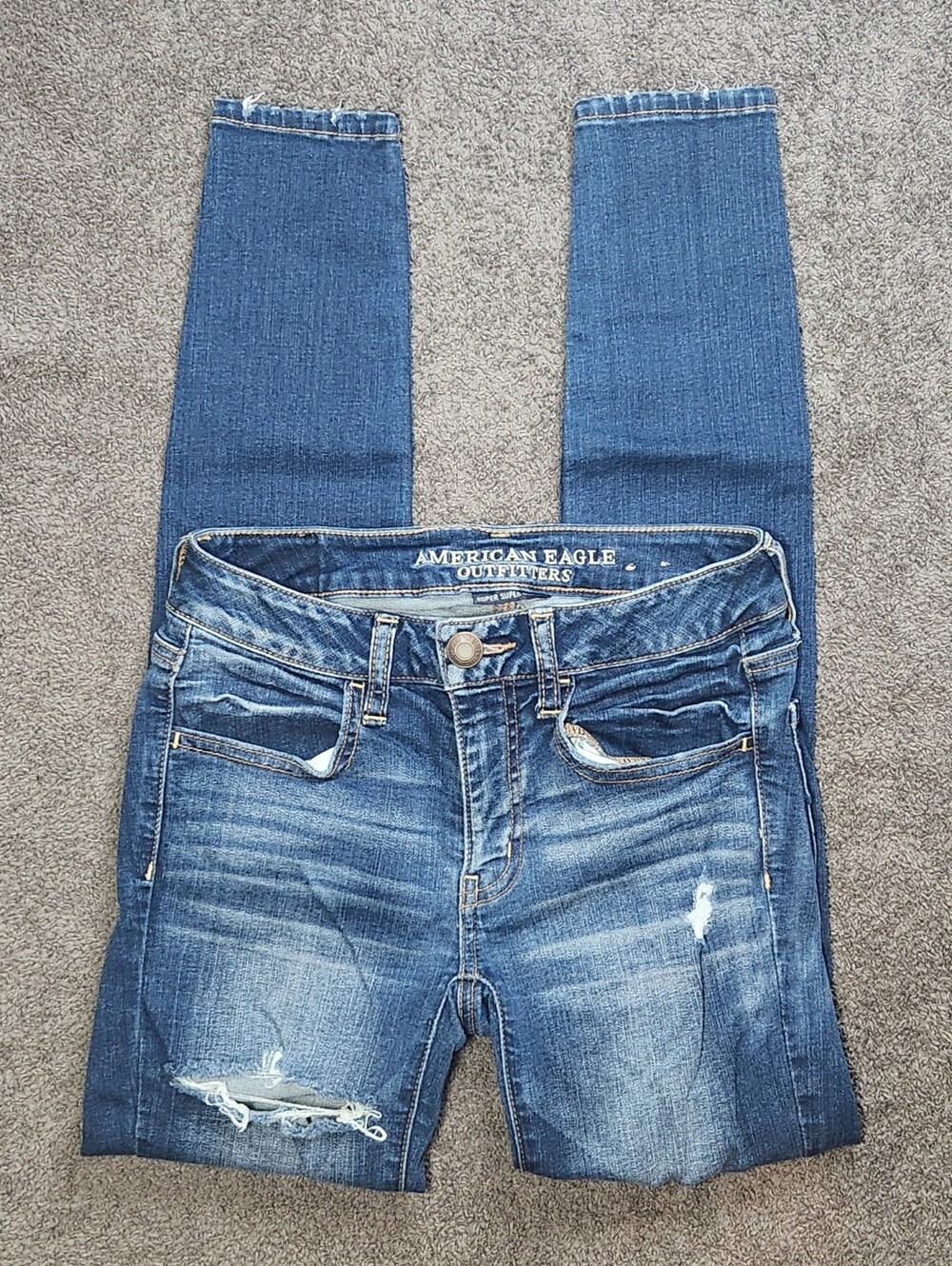 Dark Wash Destroy American Eagle Low Rise Jeggings